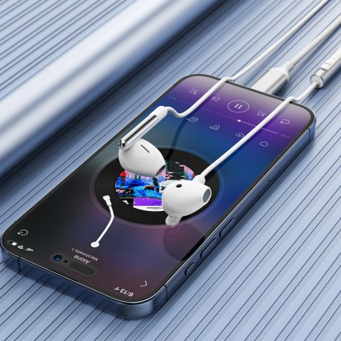 Słuchawki przewodowe z mikrofonem i pilotem USB-C 1.2m - białe