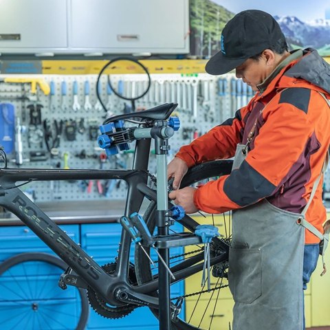 Wielofunkcyjny stojak serwisowy uchwyt do rowerów podłogowy - czarny