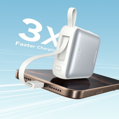 Powerbank 10000mAh 22.5W z wbudowanymi kablami USB-C Lightning - biały