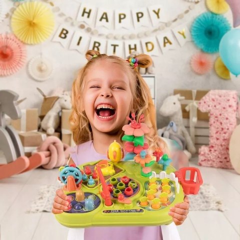 Stolik edukacyjny Montessori interaktywny młoteczek wędka marchewki rybki