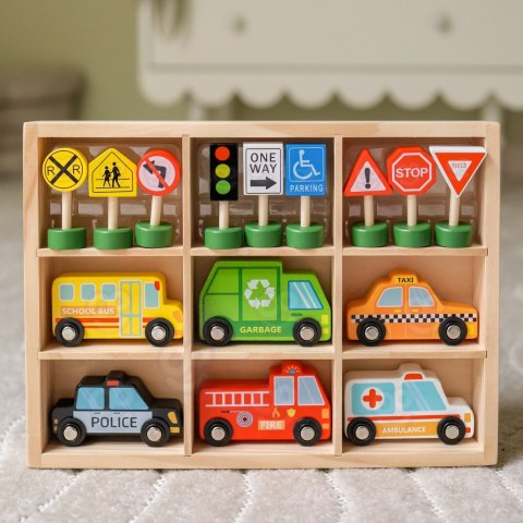 WOOPIE GREEN Zestaw Drewnianych Pojazdów i Znaków Drogowych 15 el.