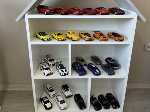 Auto metalowe policja Ford Shelby GT350 skala 1:32 światła koguty ZA4610